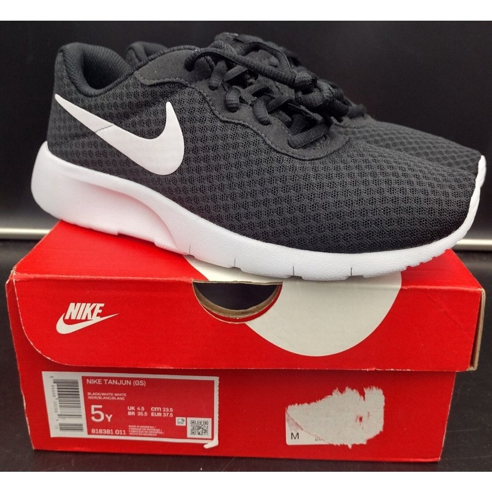 Nike Tanjun Kids Boys Girls Running Shoes Sneakers Grade School Big Kid Size 5 - Picture 1 of 8